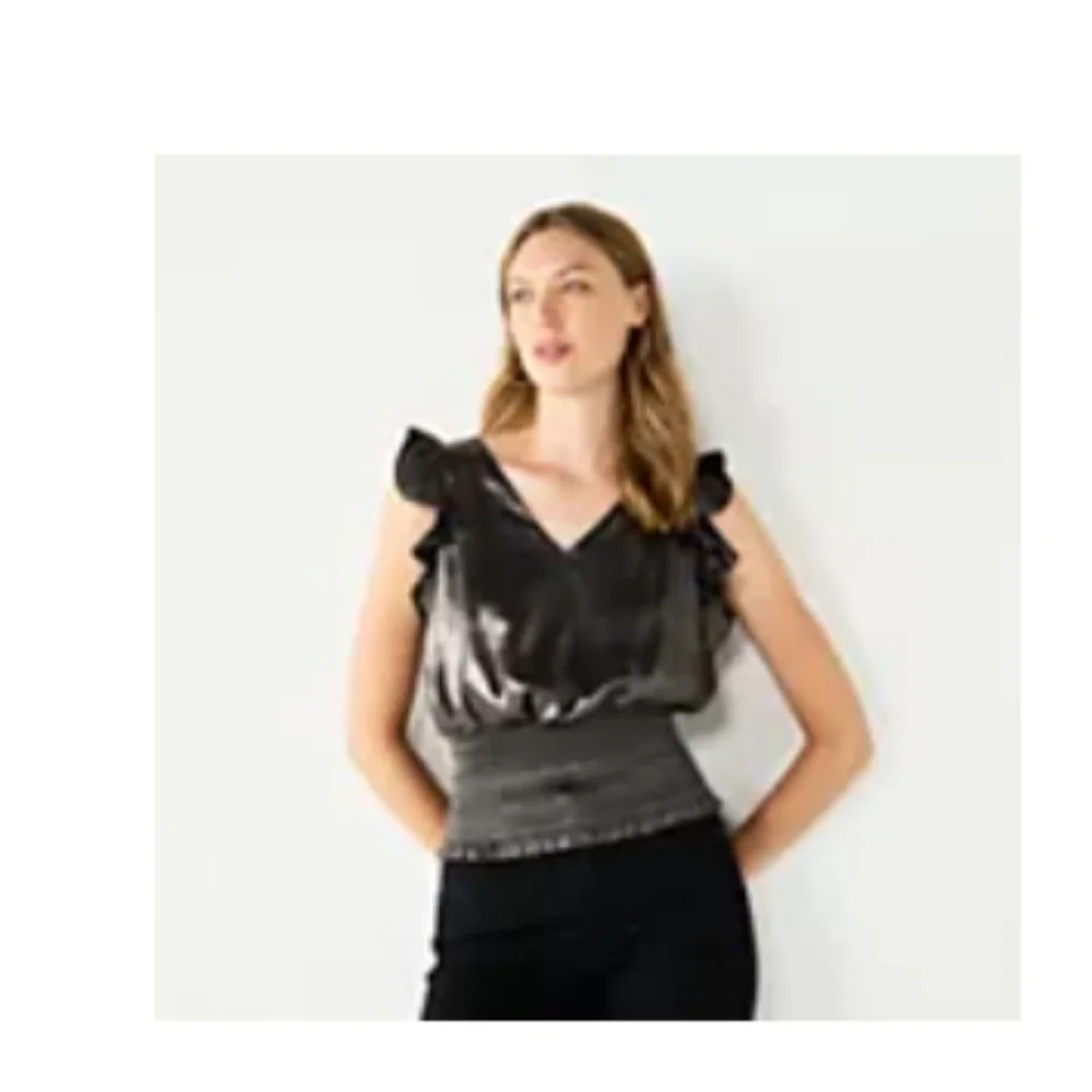 Nine West sleeveless ruffle smocked hem top 🩶 - Picture 8 of 8
